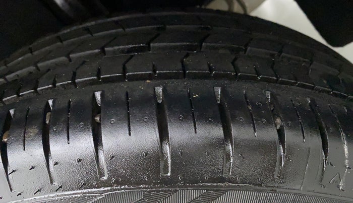 2021 Maruti Baleno ZETA CVT PETROL 1.2, Petrol, Automatic, 7,898 km, Left Rear Tyre Tread