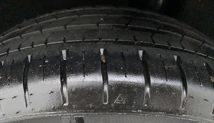 2021 Maruti Baleno ZETA CVT PETROL 1.2, Petrol, Automatic, 7,898 km, Right Front Tyre Tread