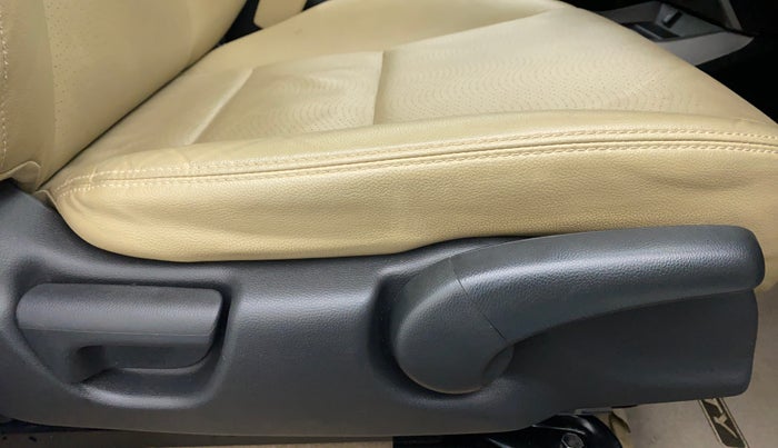 2019 Honda City ZX CVT, Petrol, Automatic, 97,452 km, Driver Side Adjustment Panel