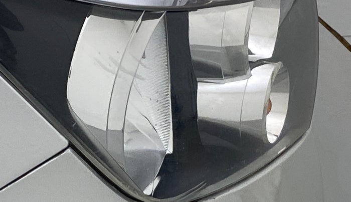2015 Maruti Celerio VXI d, Petrol, Manual, 66,210 km, Right headlight - Minor scratches