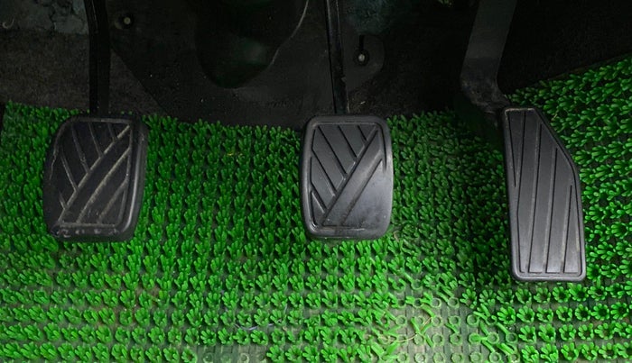 2015 Maruti Celerio VXI d, Petrol, Manual, 66,210 km, Pedals