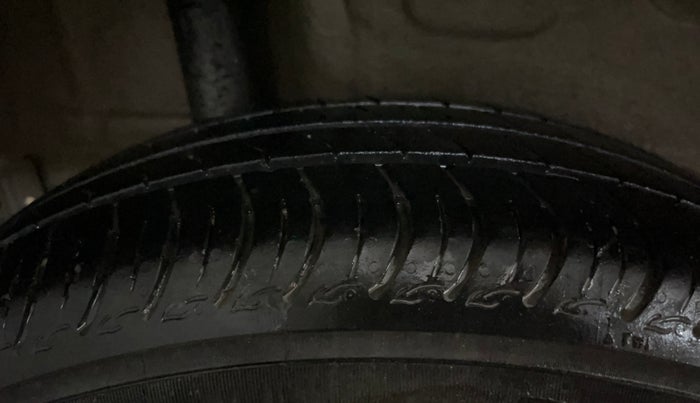 2019 Maruti S PRESSO VXI+, Petrol, Manual, 33,729 km, Right Rear Tyre Tread