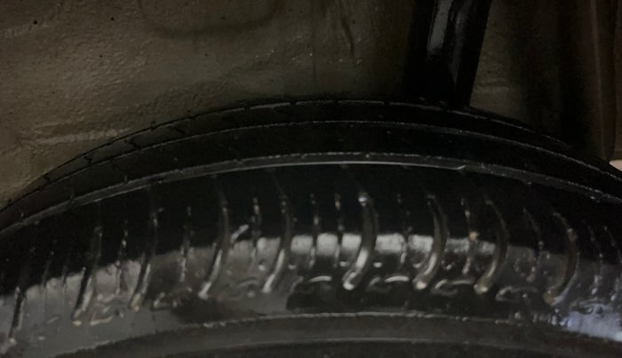 2019 Maruti S PRESSO VXI+, Petrol, Manual, 33,729 km, Left Rear Tyre Tread