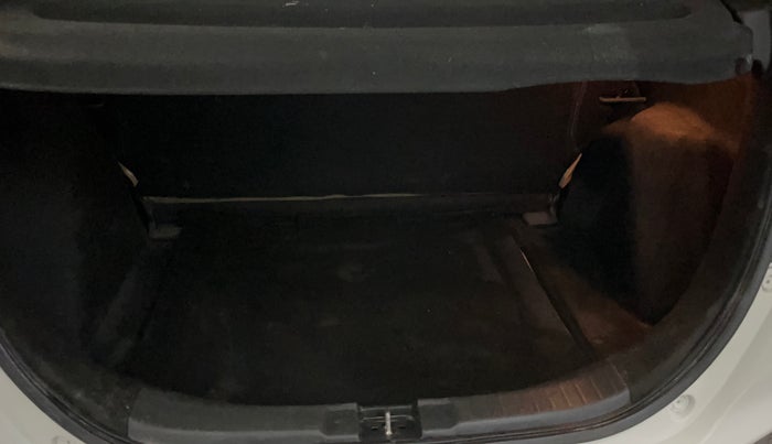 2019 Honda Jazz 1.2L I-VTEC V, Petrol, Manual, 38,111 km, Boot Inside