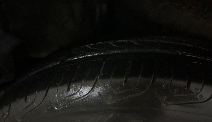 2019 Honda Jazz 1.2L I-VTEC V, Petrol, Manual, 38,111 km, Right Rear Tyre Tread