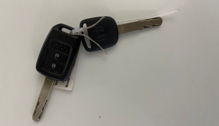 2019 Honda Jazz 1.2L I-VTEC V, Petrol, Manual, 38,111 km, Key Close Up