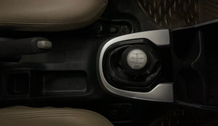 2019 Honda Jazz 1.2L I-VTEC V, Petrol, Manual, 38,111 km, Gear Lever