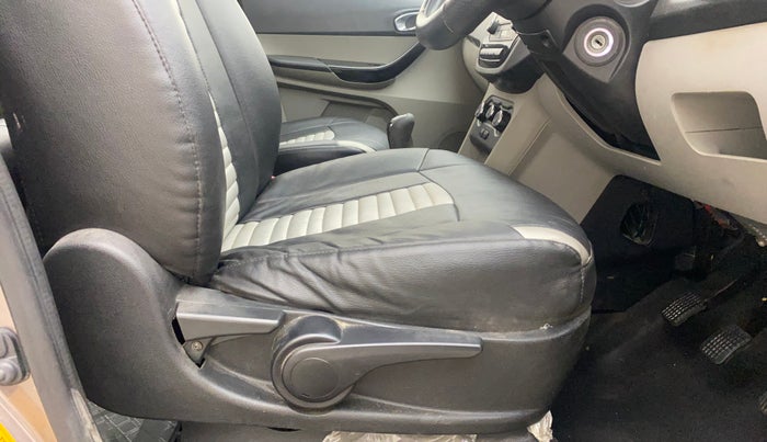 2017 Tata Tiago XZ PETROL, Petrol, Manual, 72,740 km, Driver Side Adjustment Panel