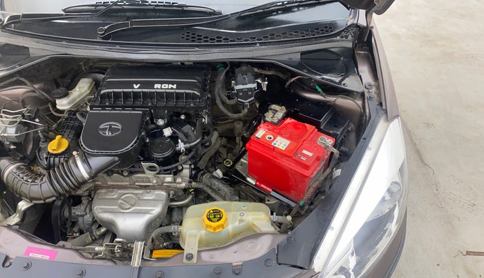 2017 Tata Tiago XZ PETROL, Petrol, Manual, 72,740 km, Engine View - Left