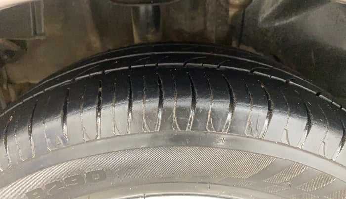 2017 Tata Tiago XZ PETROL, Petrol, Manual, 72,740 km, Right Rear Tyre Tread
