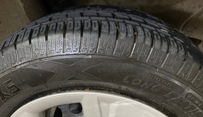 2020 Hyundai VENUE S 1.2, Petrol, Manual, 54,612 km, Right Rear Tyre Tread