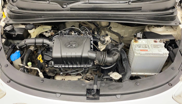 2015 Hyundai i10 MAGNA 1.1, Petrol, Manual, 84,484 km, Engine View