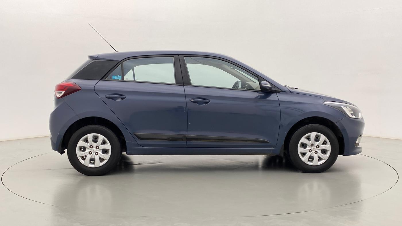 2014 Hyundai Elite i20 SPORTZ 1.4, Diesel, Manual, 83,271 km, Right Side View
