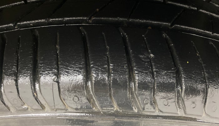 2020 Hyundai NEW I20 ASTA (O) 1.0 TURBO GDI DCT, Petrol, Automatic, 14,005 km, Left Rear Tyre Tread