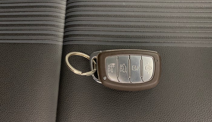 2020 Hyundai NEW I20 ASTA (O) 1.0 TURBO GDI DCT, Petrol, Automatic, 14,005 km, Key Close Up