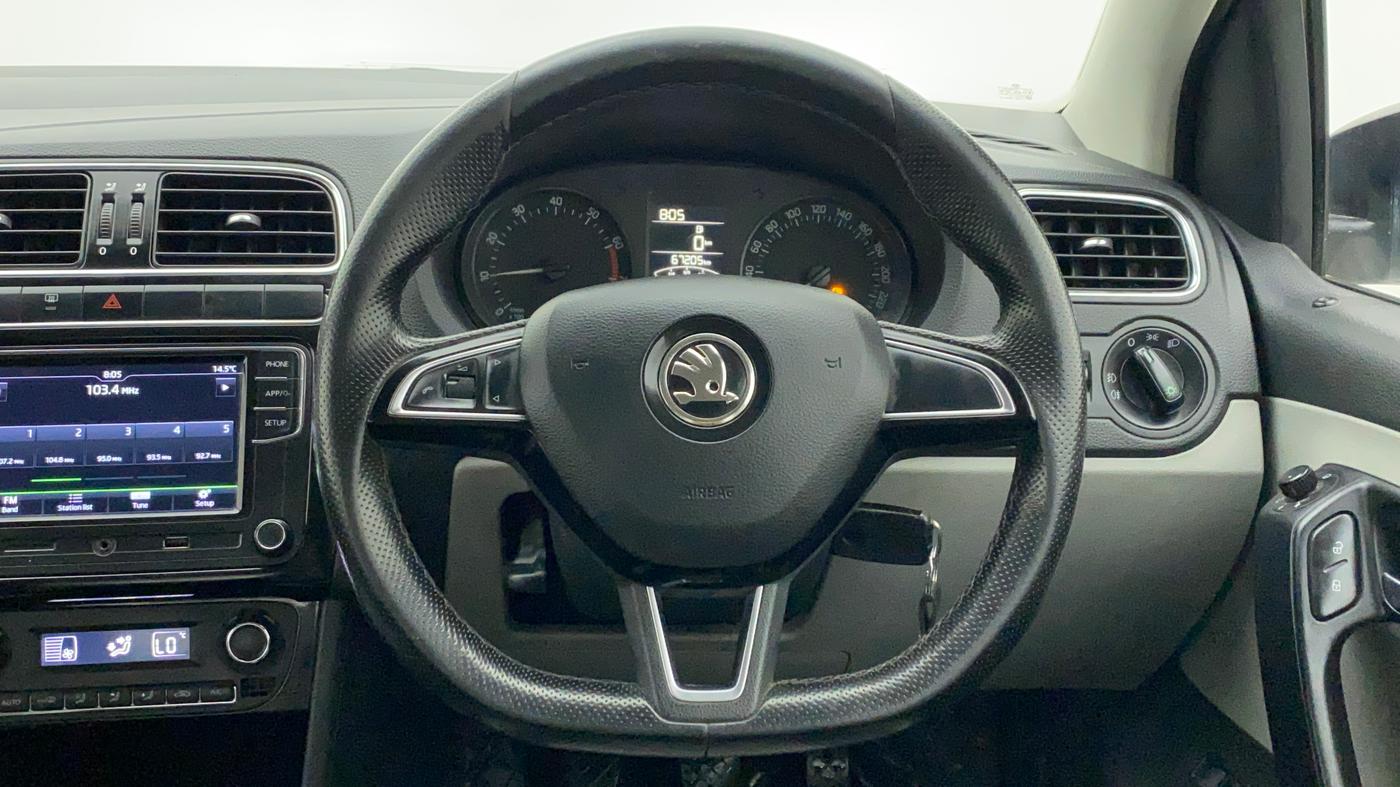 2021 Skoda Rapid 1.0 AMBITION TSI MT, Petrol, Manual, 67,205 km, Steering Wheel Close Up