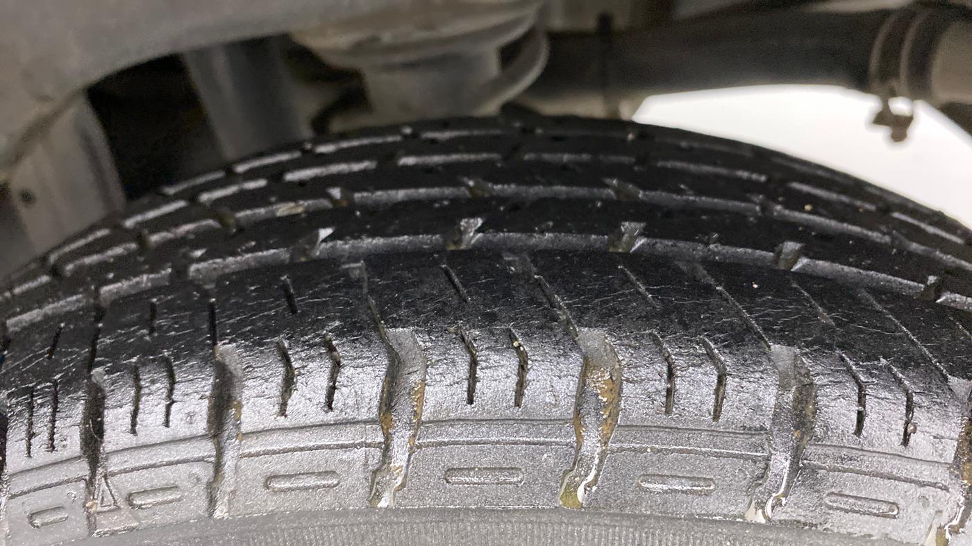 2018 Maruti Alto K10 VXI, Petrol, Manual, 44,340 km, Left Rear Tyre Tread