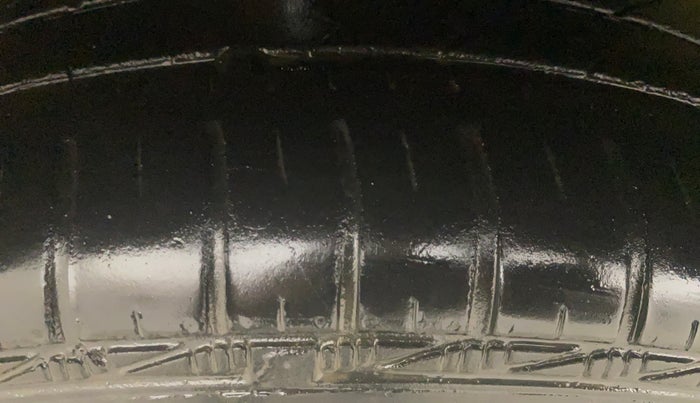 2016 Maruti Celerio VXI AMT, Petrol, Automatic, 95,692 km, Left Front Tyre Tread