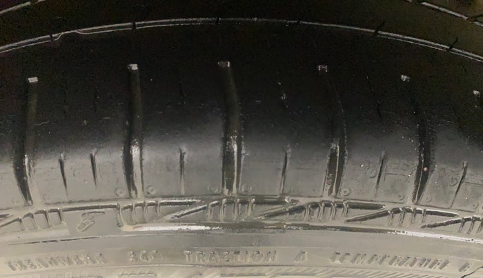 2016 Maruti Celerio VXI AMT, Petrol, Automatic, 95,692 km, Right Rear Tyre Tread