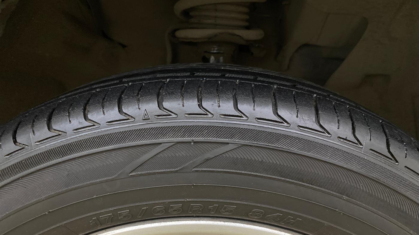 2016 Nissan Micra XV CVT, Petrol, Automatic, 84,054 km, Right Front Tyre Tread