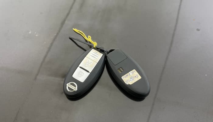 2016 Nissan Micra XV CVT, Petrol, Automatic, 83,948 km, Key Close Up
