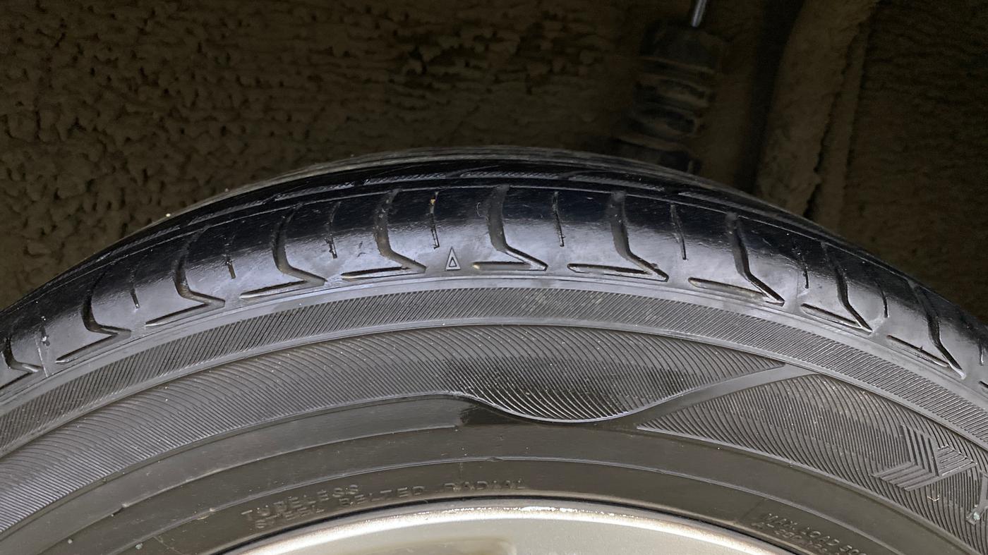 2016 Nissan Micra XV CVT, Petrol, Automatic, 84,054 km, Left Rear Tyre Tread
