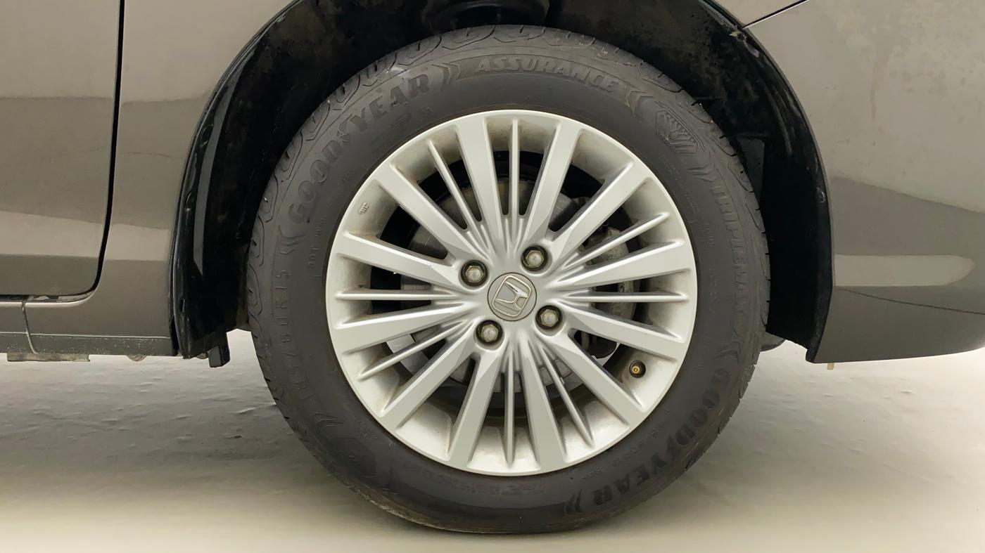 2022 Honda City 1.5L I-VTE V CVT, Petrol, Automatic, 16,294 km, Right Front Wheel