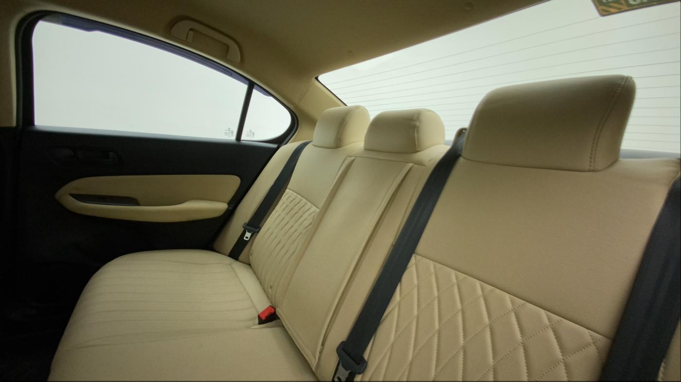 2022 Honda City 1.5L I-VTE V CVT, Petrol, Automatic, 16,294 km, Right Side Rear Door Cabin