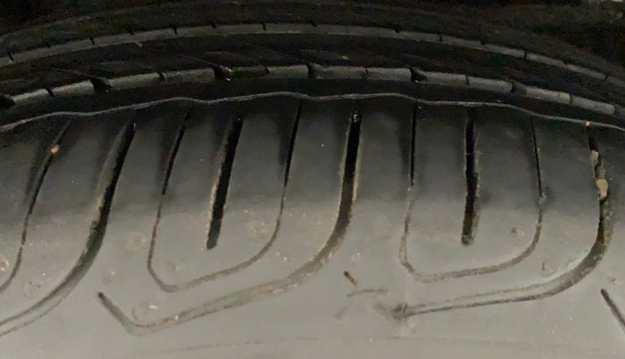2022 Honda City 1.5L I-VTE V CVT, Petrol, Automatic, 16,294 km, Right Rear Tyre Tread