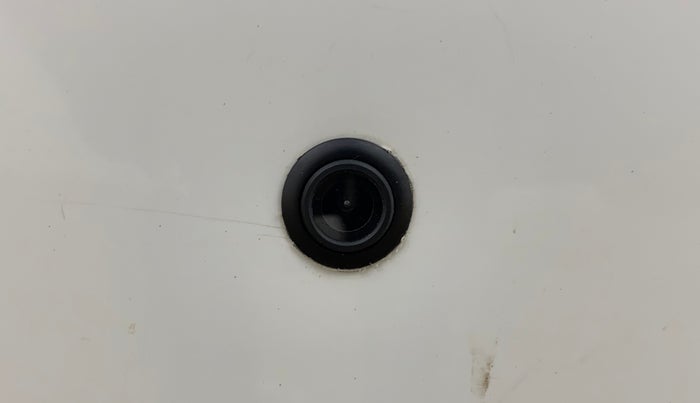 2018 Hyundai Eon MAGNA +, Petrol, Manual, 15,357 km, Parking Camera