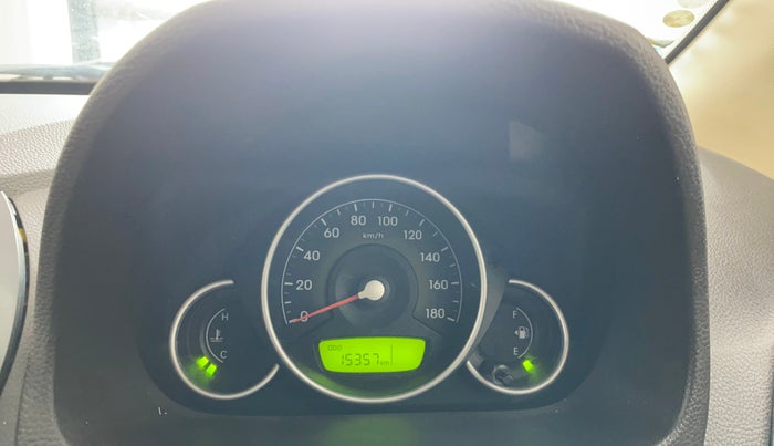 2018 Hyundai Eon MAGNA +, Petrol, Manual, 15,357 km, Odometer Image