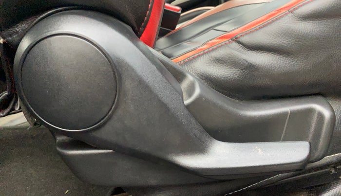 2016 Maruti Baleno DELTA PETROL 1.2, Petrol, Manual, 71,638 km, Driver Side Adjustment Panel