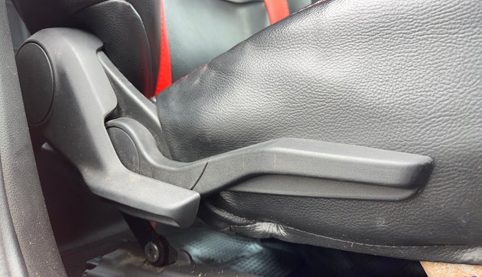 2018 Maruti Swift VXI, Petrol, Manual, 52,353 km, Driver Side Adjustment Panel