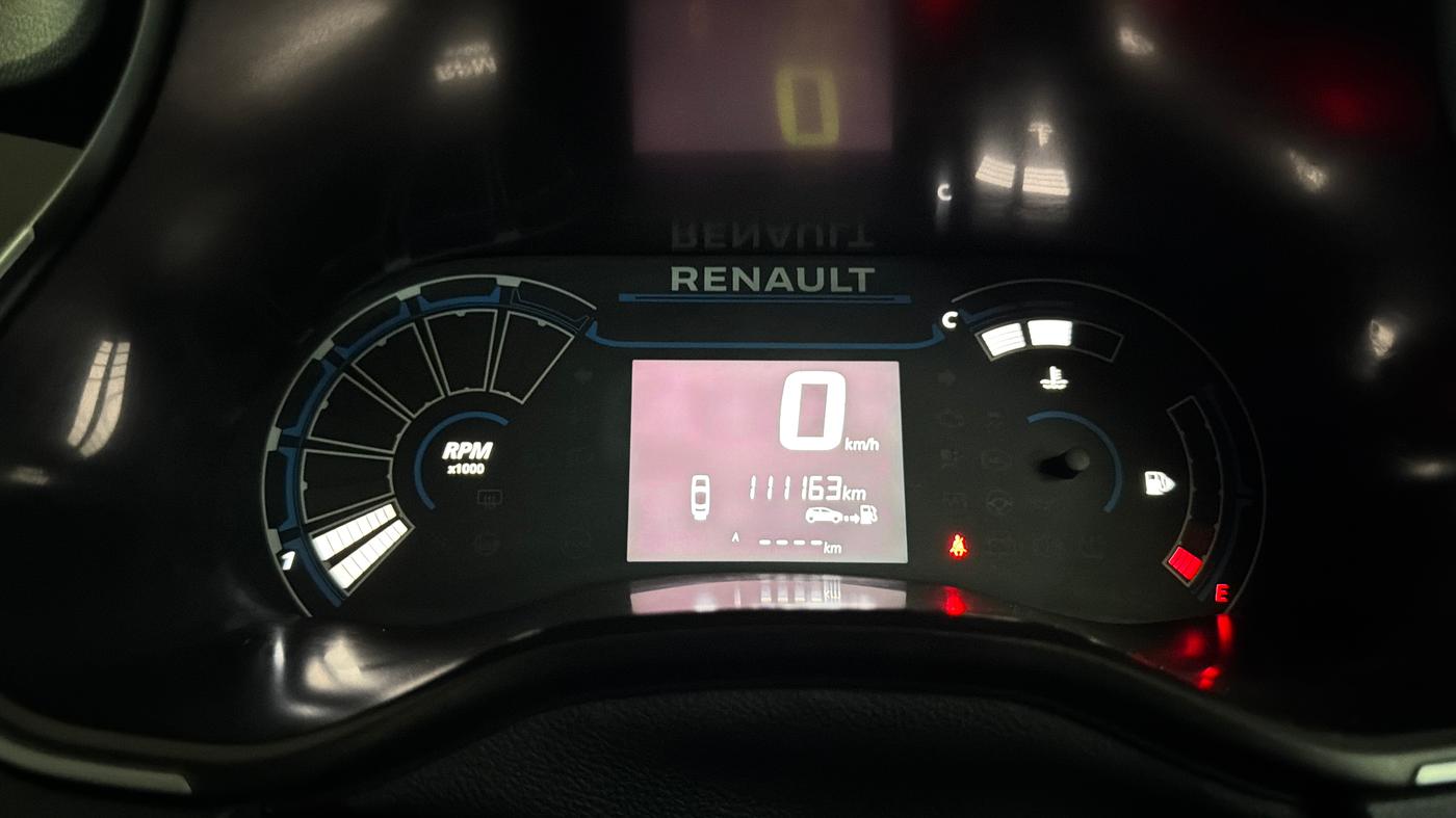 2021 Renault TRIBER RXL MT, Petrol, Manual, 1,11,155 km, Odometer Image