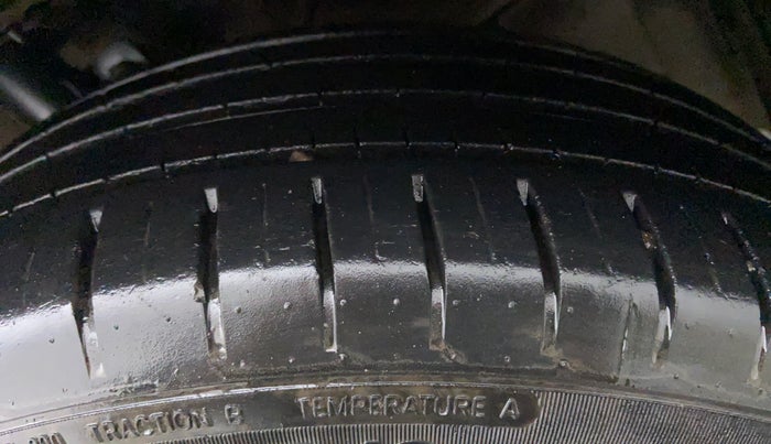 2017 Maruti Baleno ALPHA PETROL 1.2, Petrol, Manual, 29,563 km, Left Rear Tyre Tread