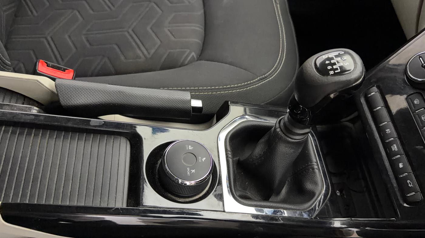 2021 Tata NEXON XZ PLUS (O) PETROL, Petrol, Manual, 39,505 km, Gear Lever