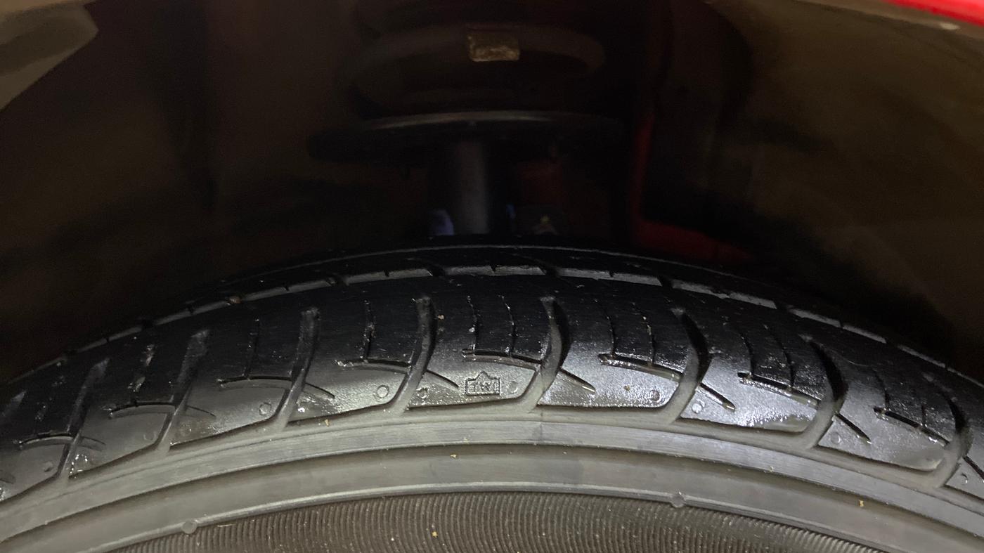 2018 Maruti Baleno DELTA CVT PETROL 1.2, Petrol, Automatic, 39,129 km, Right Front Tyre Tread