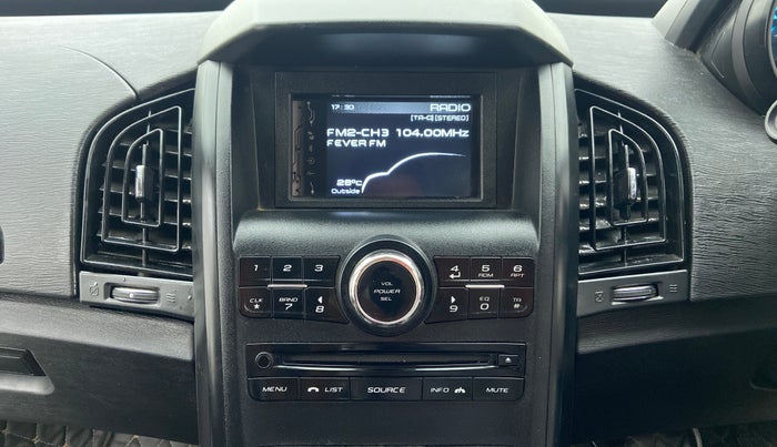 2020 Mahindra XUV500 W5, Diesel, Manual, 19,512 km, Infotainment System