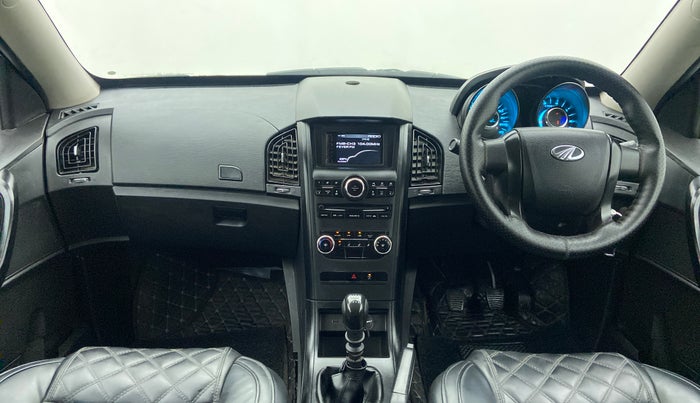 2020 Mahindra XUV500 W5, Diesel, Manual, 19,512 km, Dashboard