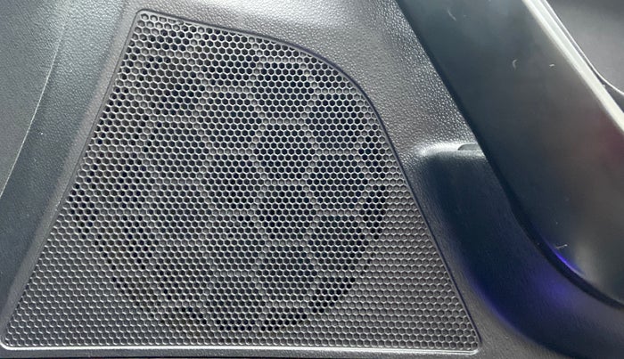 2020 Mahindra XUV500 W5, Diesel, Manual, 19,512 km, Speaker