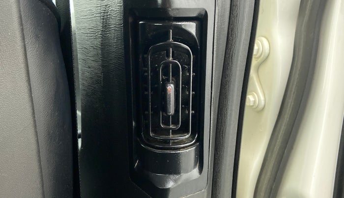 2020 Mahindra XUV500 W5, Diesel, Manual, 19,512 km, Rear AC Vents