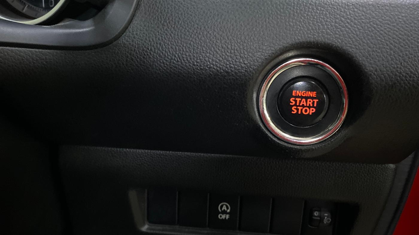 2021 Maruti Swift ZXI PLUS DUAL TONE, Petrol, Manual, 40,779 km, Keyless Start/ Stop Button