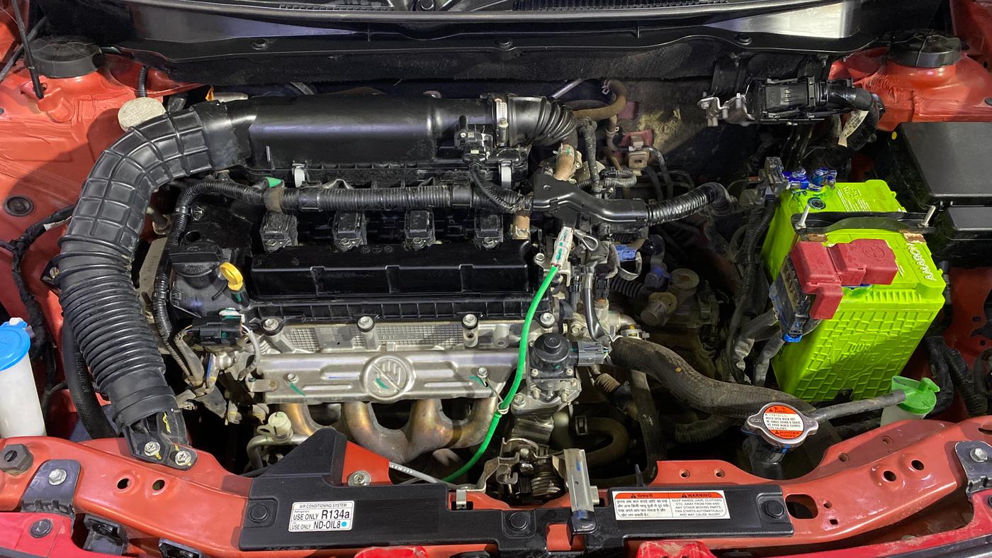 2021 Maruti Swift ZXI PLUS DUAL TONE, Petrol, Manual, 40,779 km, Engine View