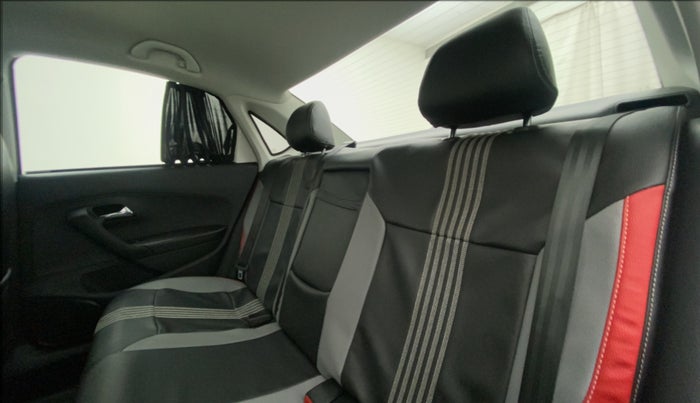 2018 Skoda Rapid STYLE 1.6 MPI AT, Petrol, Automatic, 17,373 km, Right Side Rear Door Cabin