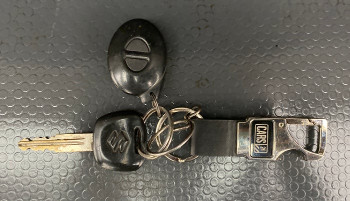 2011 Maruti Eeco 5 STR WITH AC PLUSHTR, Petrol, Manual, 40,954 km, Key Close Up