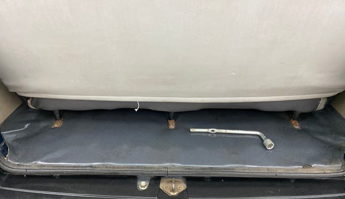 2011 Maruti Eeco 5 STR WITH AC PLUSHTR, Petrol, Manual, 40,954 km, Boot Inside