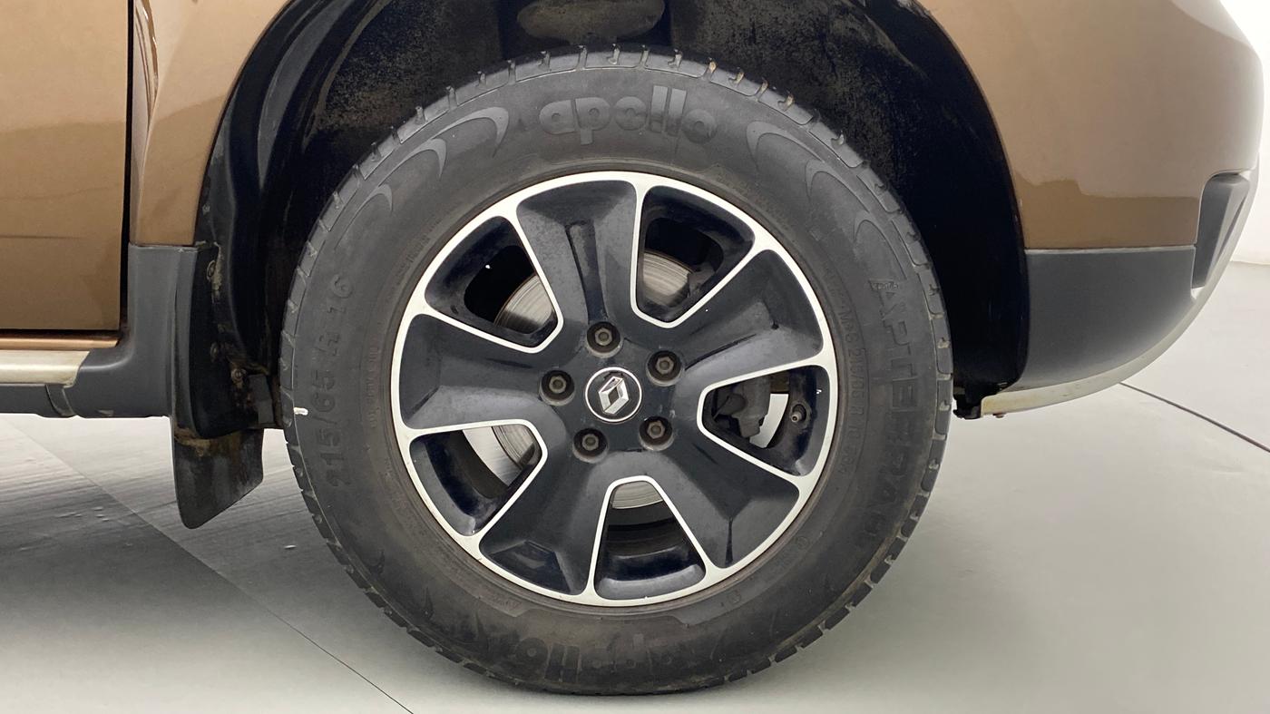 2016 Renault Duster RXZ 85 PS DIESEL, Diesel, Manual, 59,397 km, Right Front Wheel