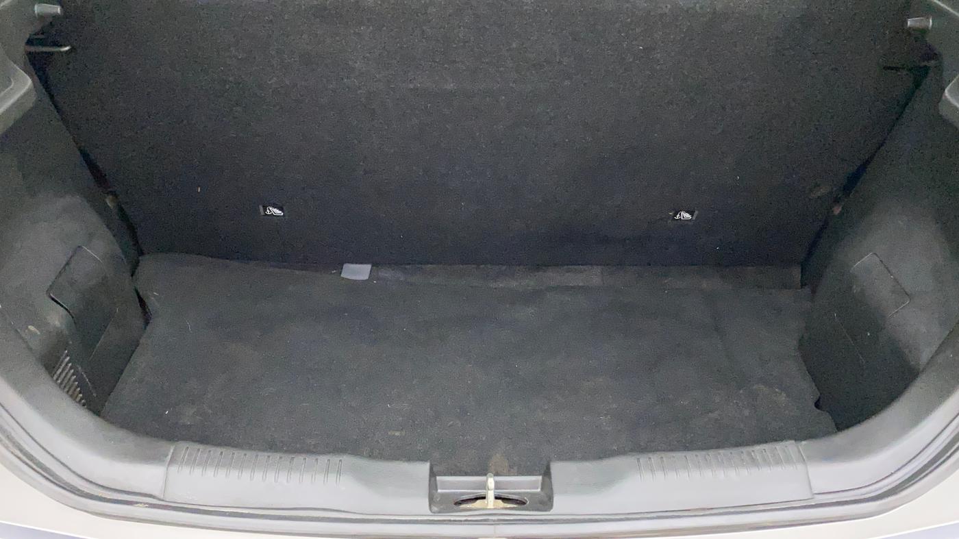 2017 Maruti IGNIS SIGMA 1.2, Petrol, Manual, 23,727 km, Boot Inside