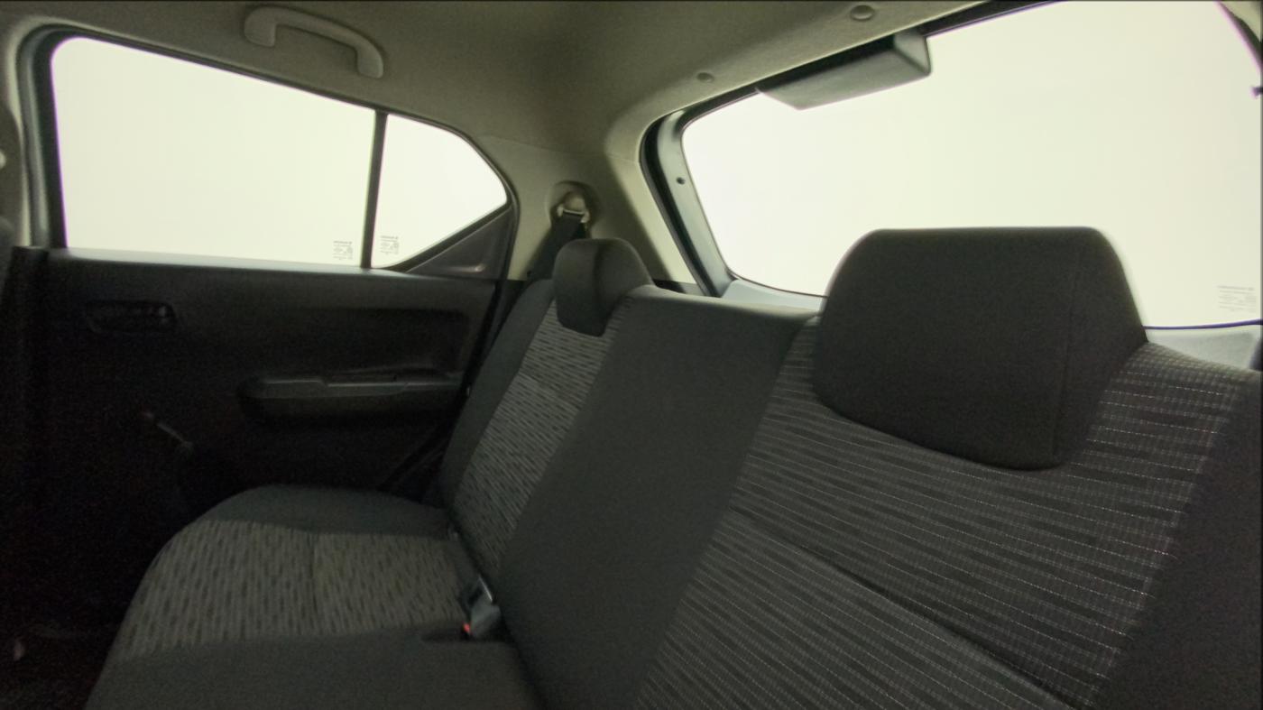 2017 Maruti IGNIS SIGMA 1.2, Petrol, Manual, 23,727 km, Right Side Rear Door Cabin