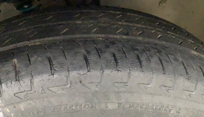 2017 Maruti IGNIS SIGMA 1.2, Petrol, Manual, 23,727 km, Right Front Tyre Tread